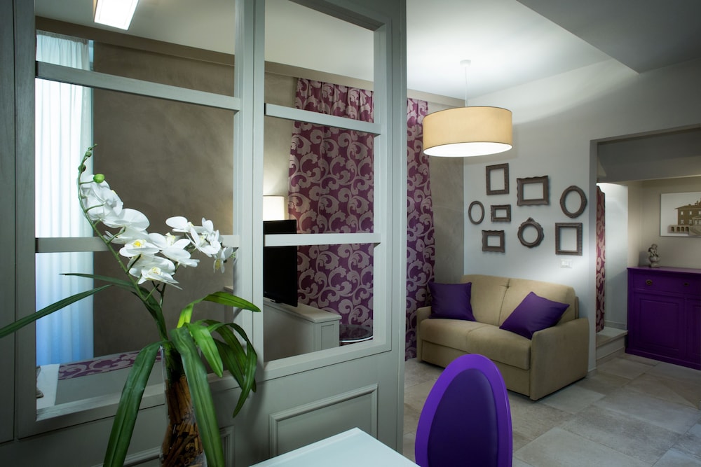 Deluxe Double Room (Matrimonial Bed) photo 3