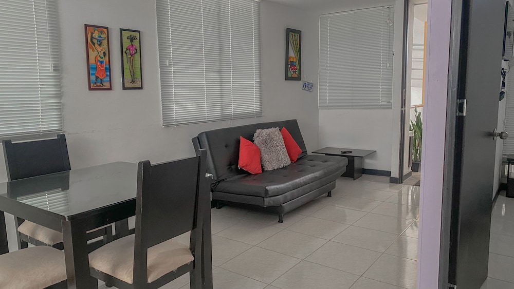 Family Apartment photo 2