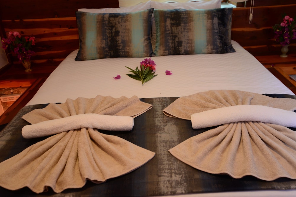 Elite Double Room, 1 Bedroom, Smoking, Mountain View photo 3
