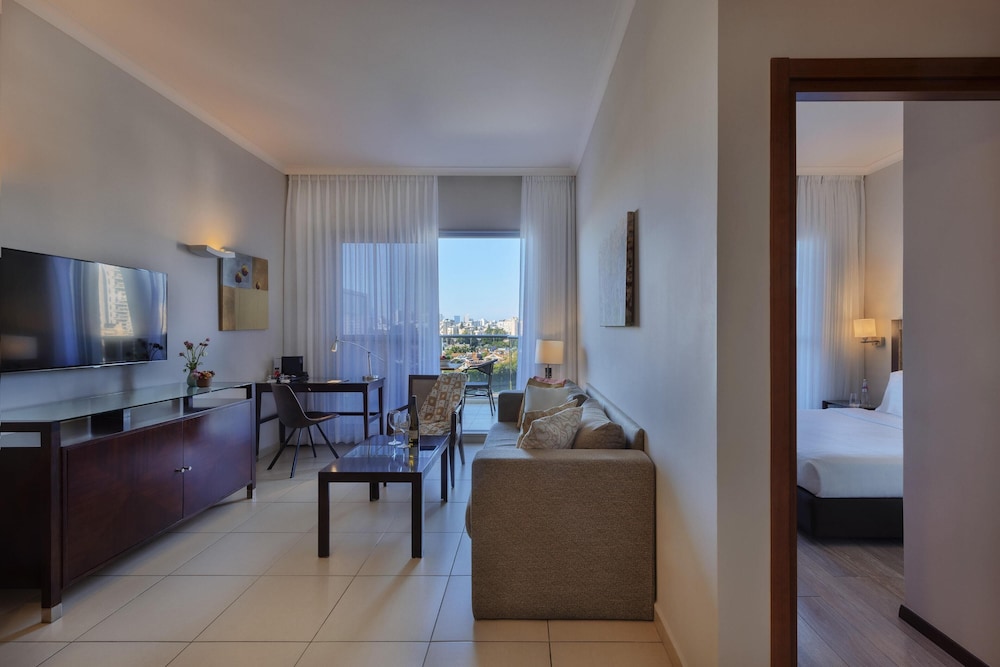 2 Bedroom With Balcony photo 2