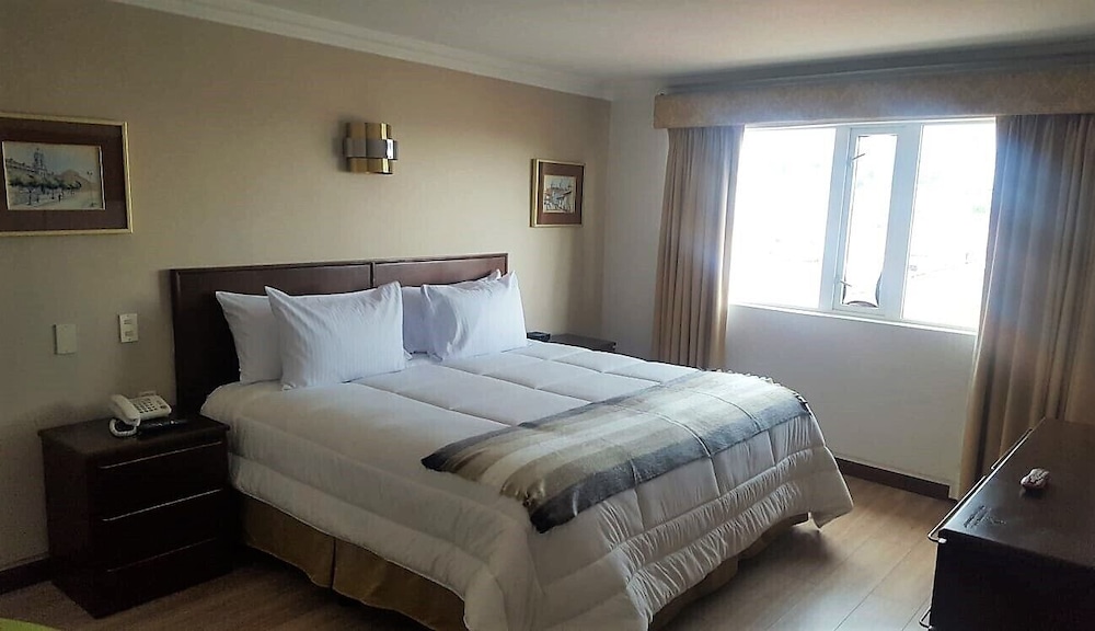 Deluxe Suite photo 1