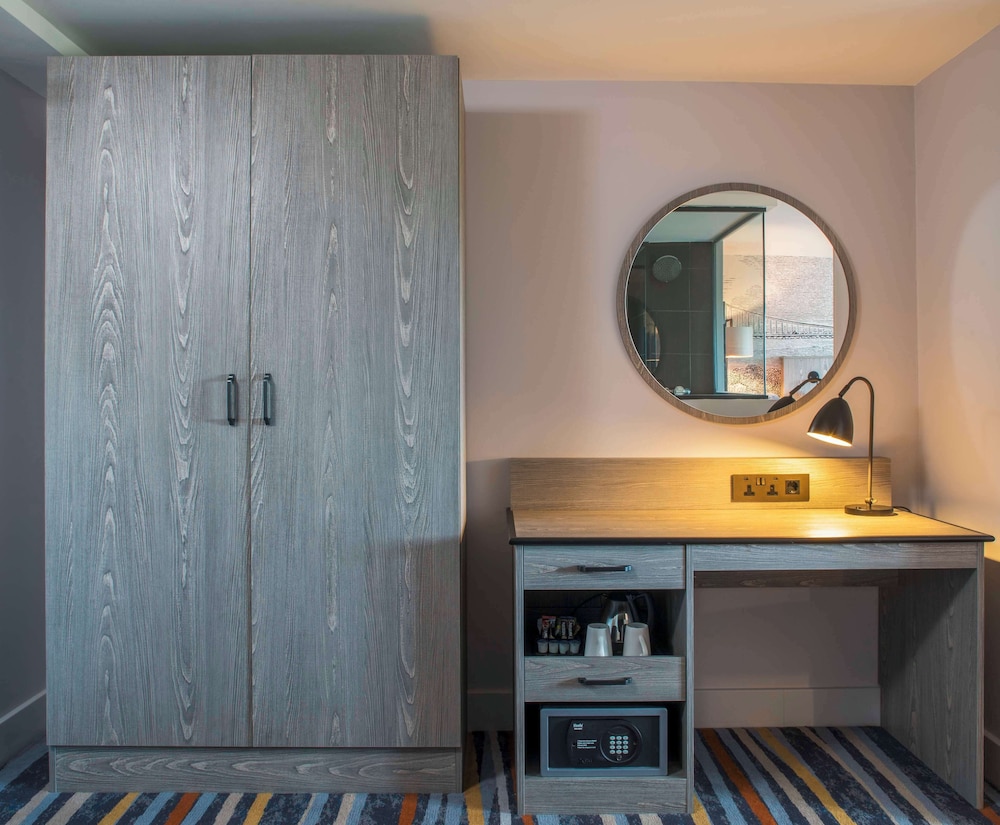 Deluxe Room, 1 Double Bed (Deluxe) - Photo 6