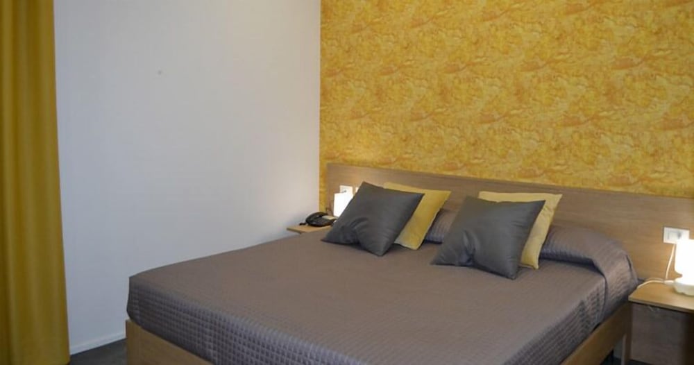 Deluxe Single Room photo 1