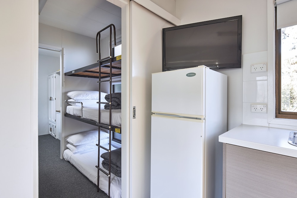 One Bedroom Prospector Cabin photo 2