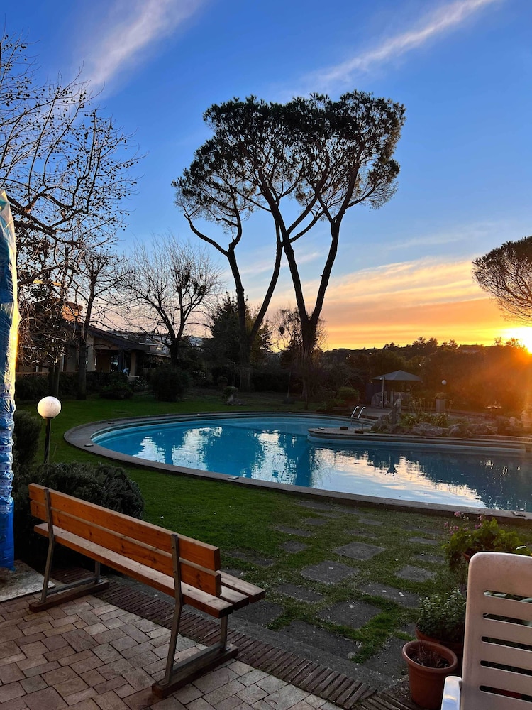 Villa Albina, Kuva 2