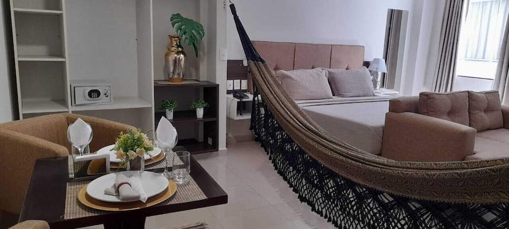 Executive Suite, 1 King Bed, Non Smoking photo 1