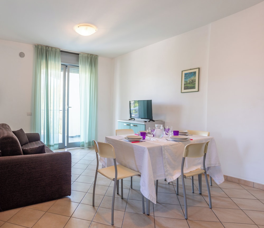 Deluxe Apartment, Sea View photo 3