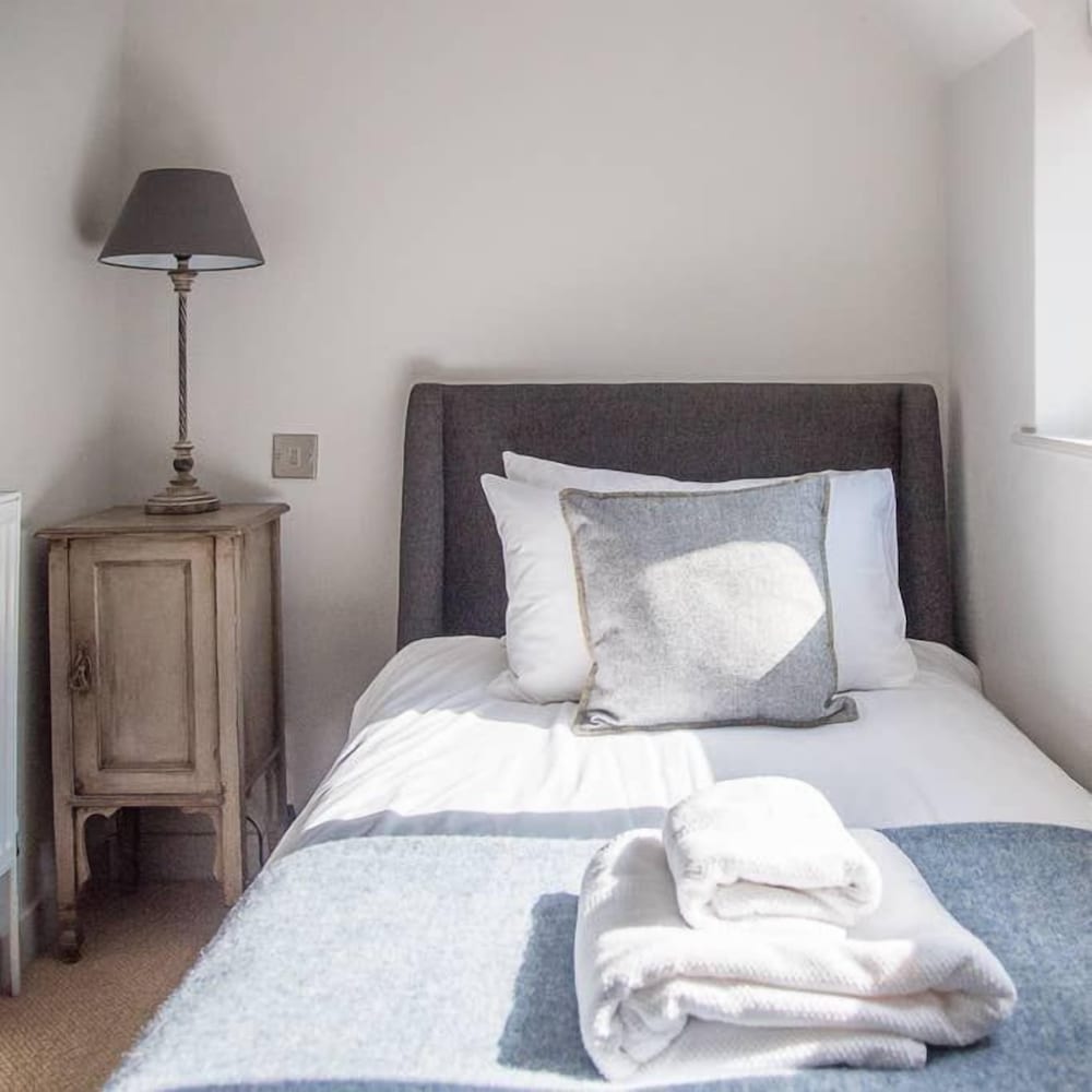Cottage (3 Bedrooms)