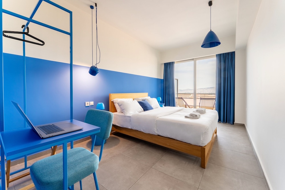 Basic Double Room, 1 Double Bed, Shared Bathroom