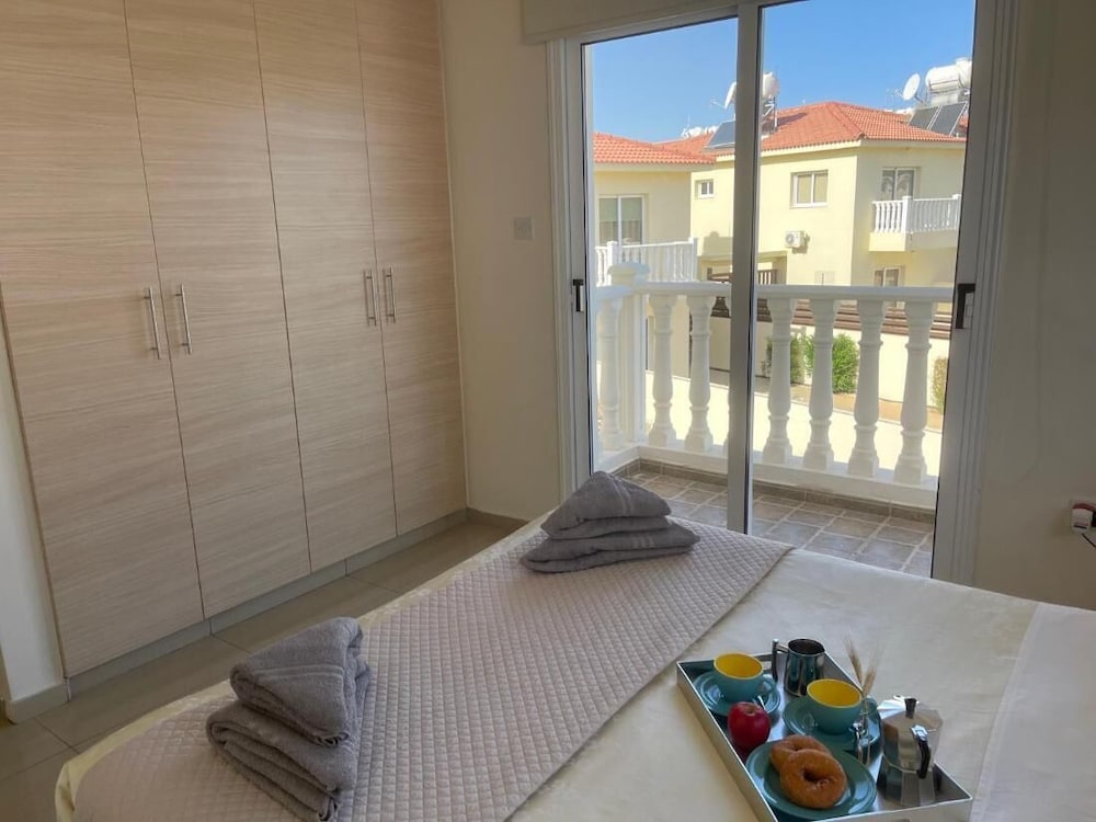 Villa, 2 Bedrooms, Smoking, Balcony