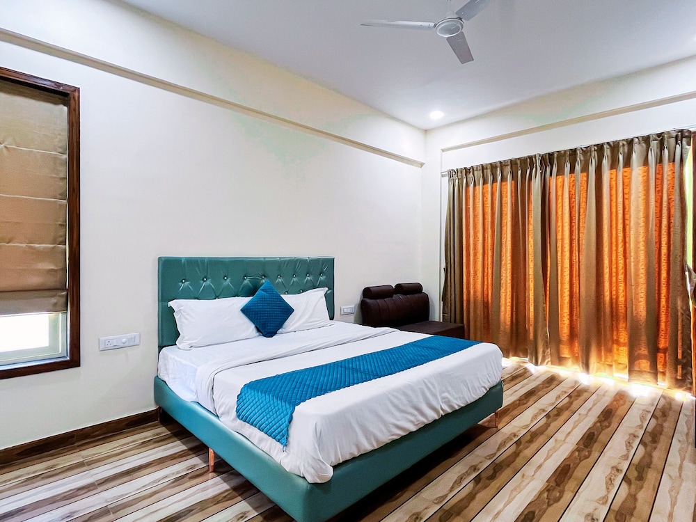 Villa, 4 Bedrooms - Photo 2