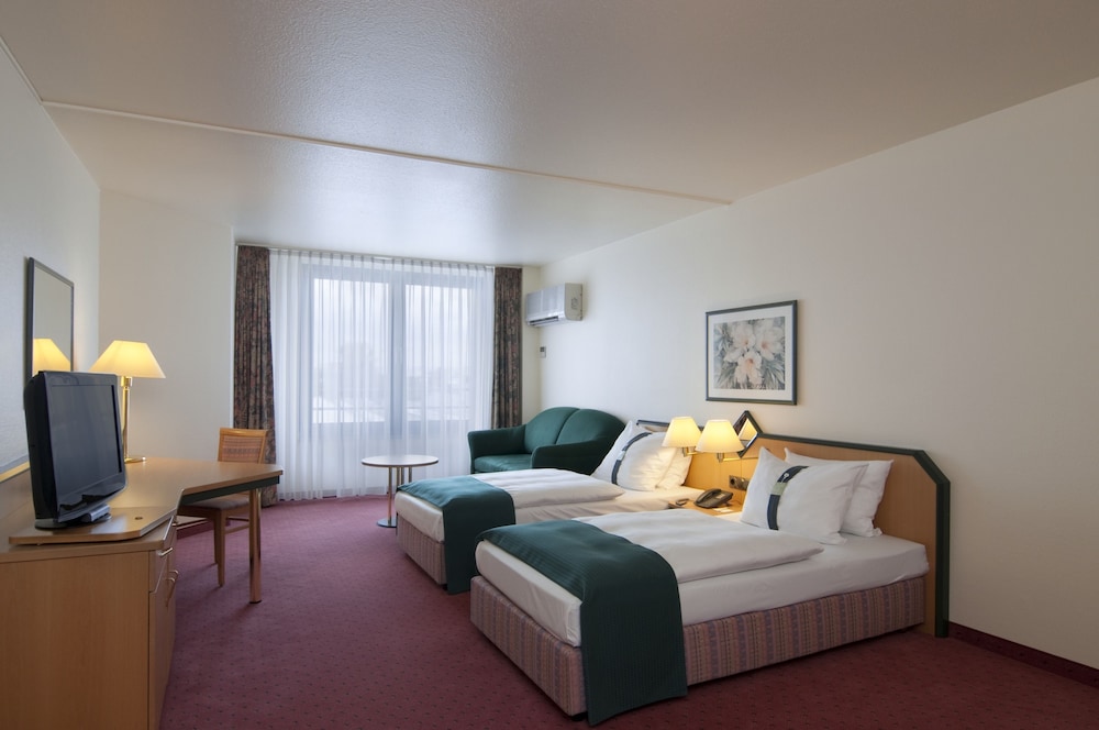Superior Room, 2 Twin Beds thumbnail 5