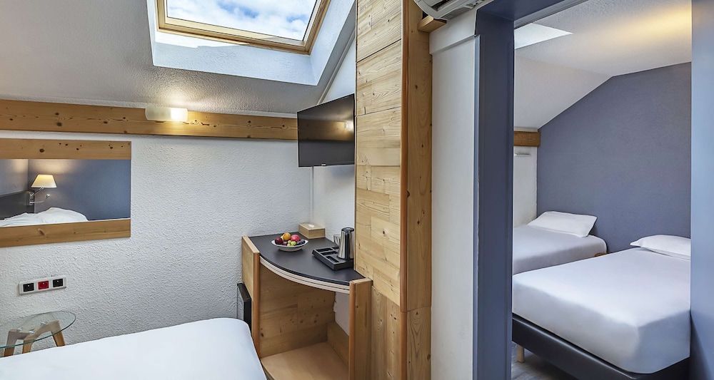 Family Room, Multiple Beds, Non Smoking - Photo 4