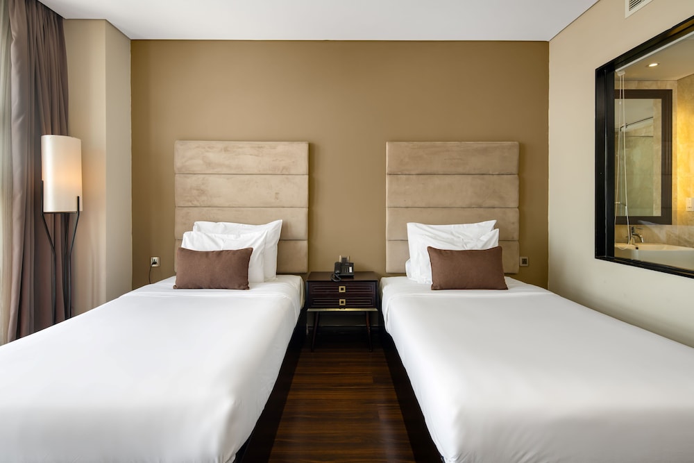 Deluxe Twin Room with afternoon tea daily photo 2