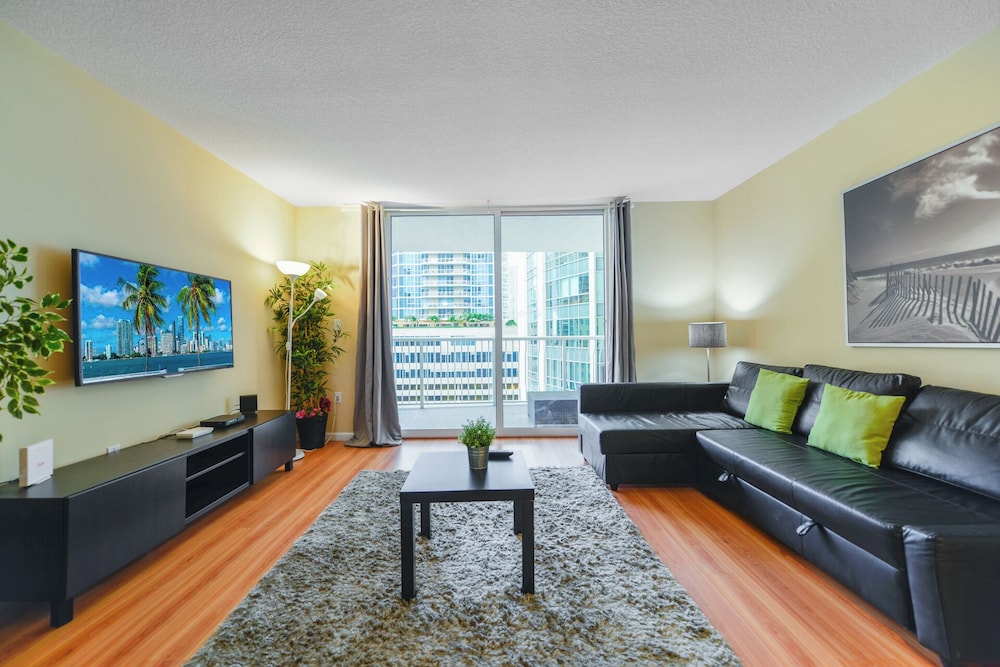 Luxury Condo, 1 Bedroom, City View photo 1