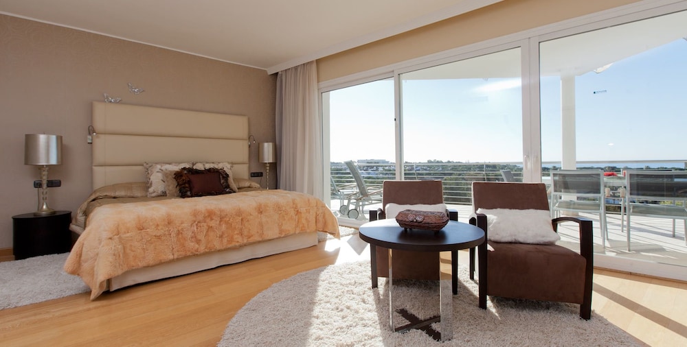 Presidential Suite