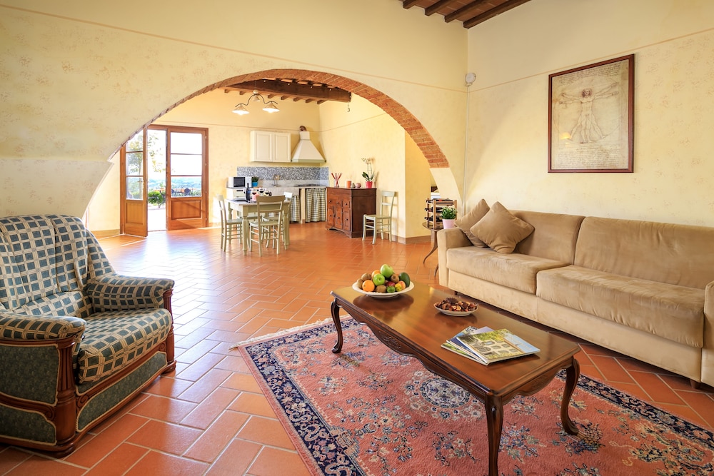 Family Apartment, 2 Bedrooms (LARGE) - Photo 7