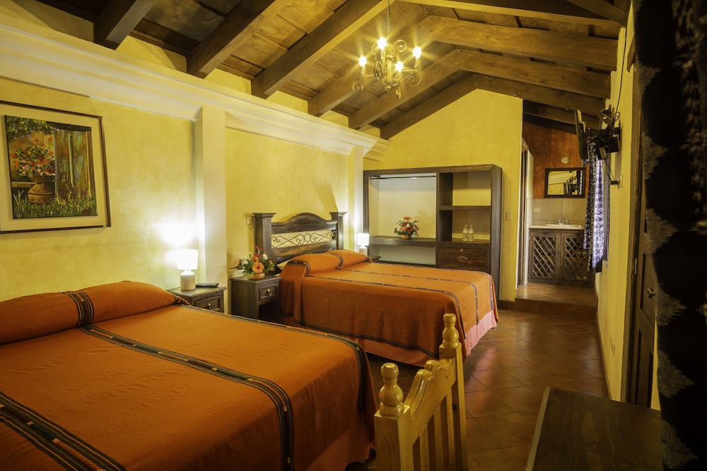 Traditional Quadruple Room photo 2