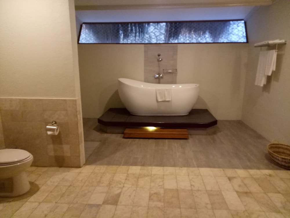 Amuma Spa Suite - Photo 3