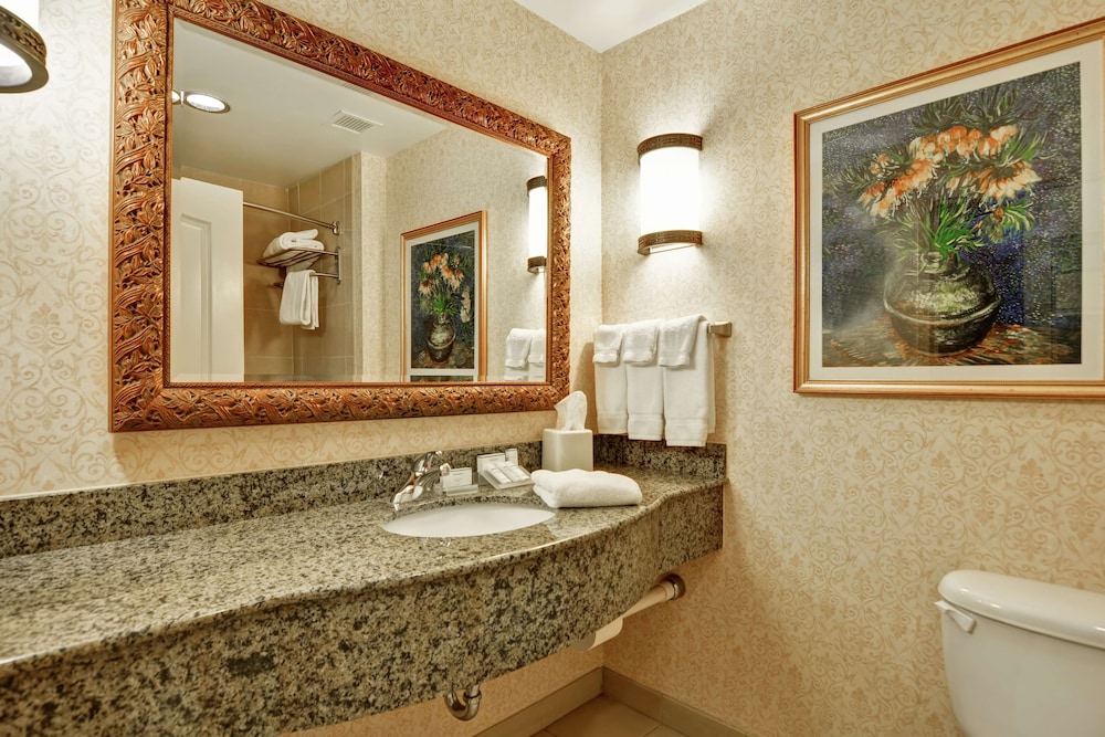 Junior Suite, 2 Queen Beds - Photo 3