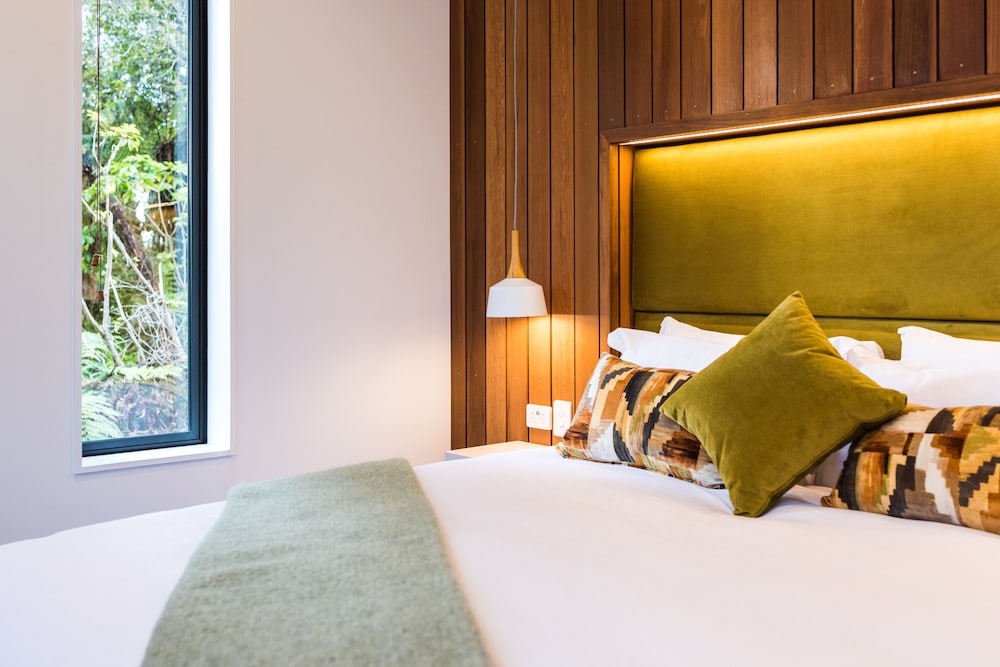 Deluxe Tree Lodge - Photo 1