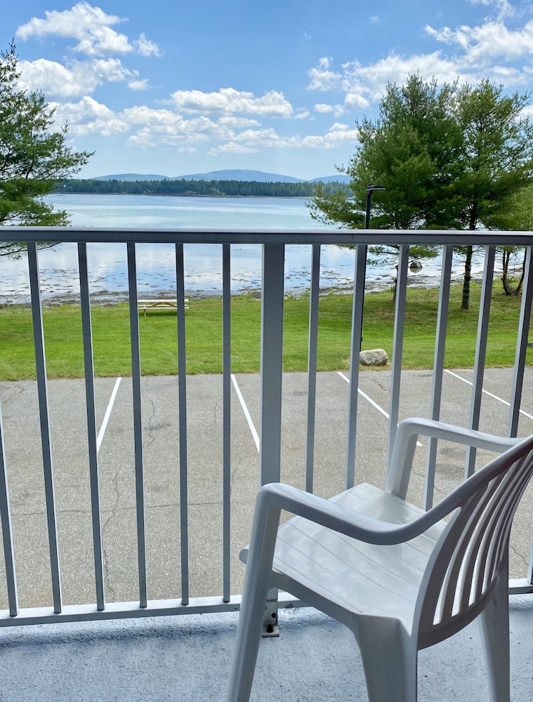 Room, Harbor View (King)
