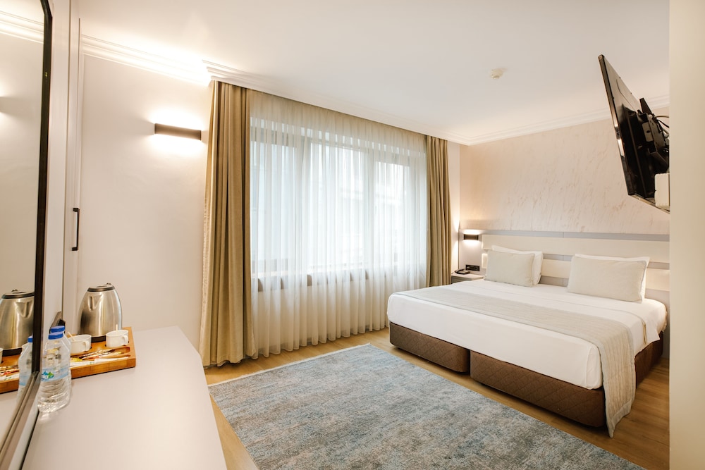 Marble Hotel — photo 169