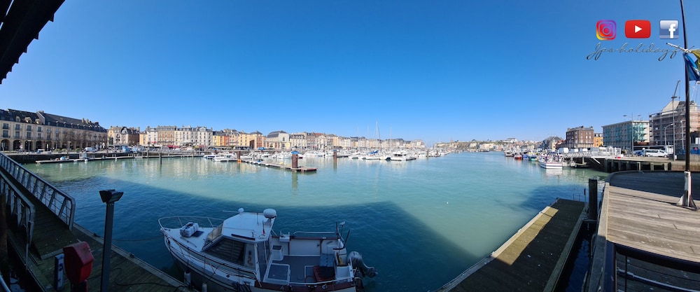 Elite Apartment, Ensuite, City View (Le phare Dieppois) photo 3