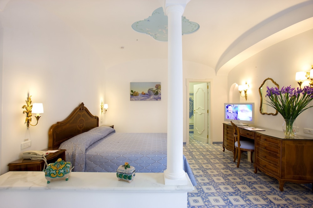 Junior Suite, Balcony, Garden View