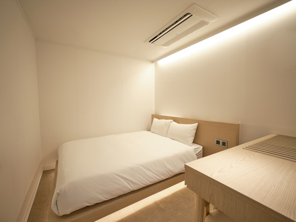 Main Grand Suite - Private Floor - Photo 13
