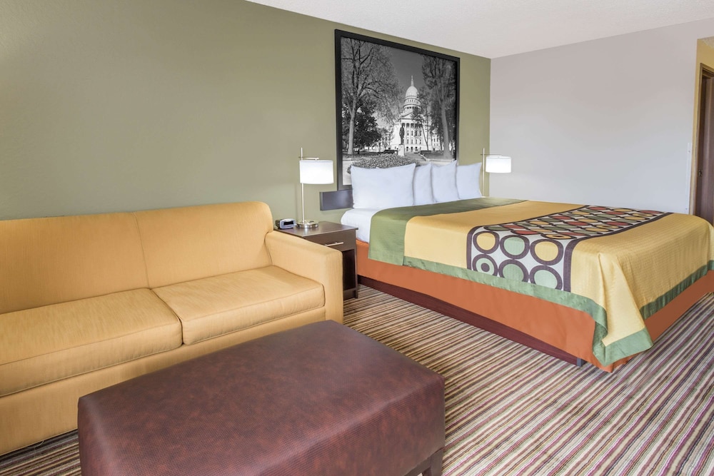 Standard Room, 1 King Bed with Sofa bed - Photo 5
