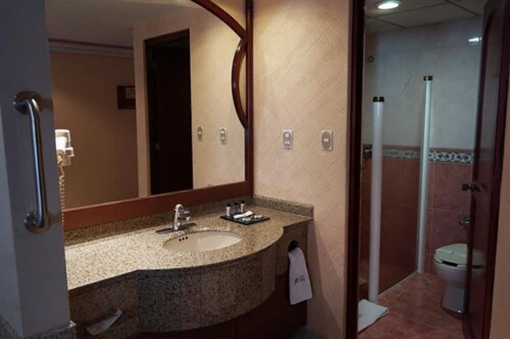 Standard Single Room - Photo 3