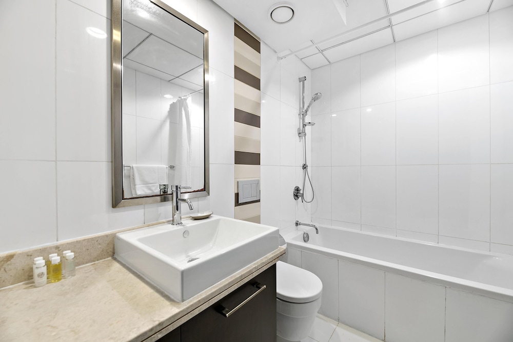 Business Apartment (Blvd Central T2 1907) photo 2