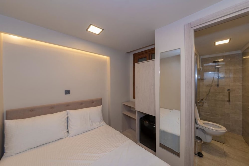 Standard Double Room photo 1
