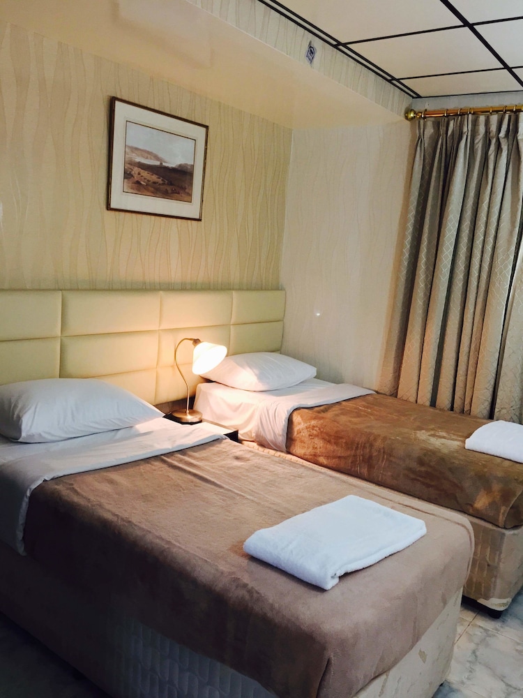 Twin Room photo 2