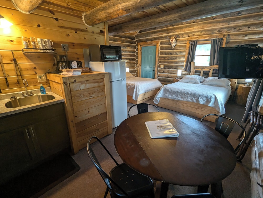 Cabin (Number 3) photo 1