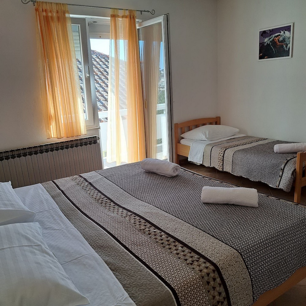 Apartment (One Bedroom Apartment with Balcony) photo 1
