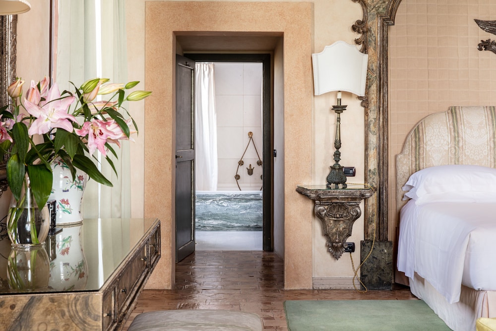 The Castello Suite photo 3