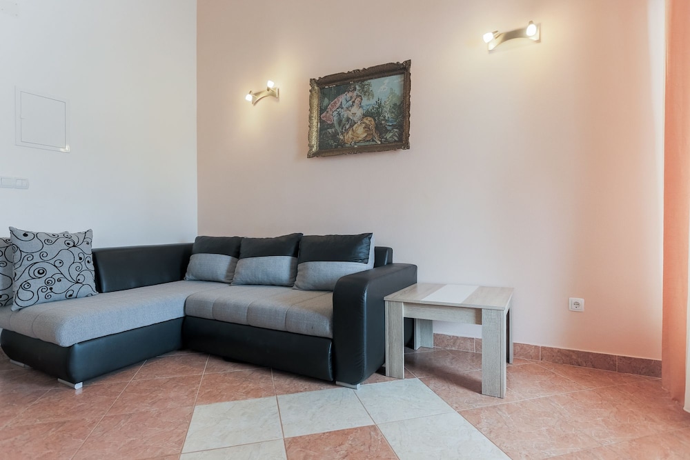 Comfort Apartment, Balcony photo 1
