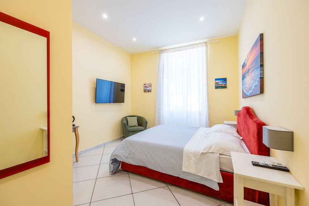 Deluxe Double Room, City View photo 1