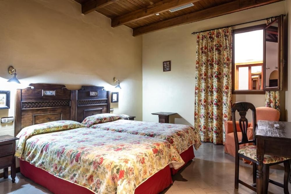 Classic Room (Interior)