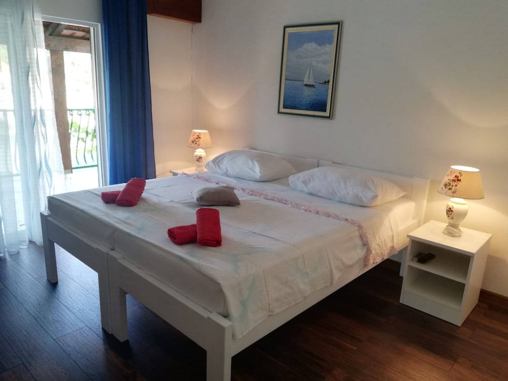 Apartment (A3) photo 1