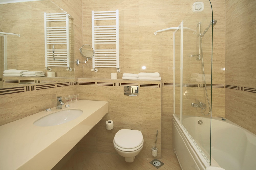 Deluxe Double Room, Balcony, Sea View photo 2