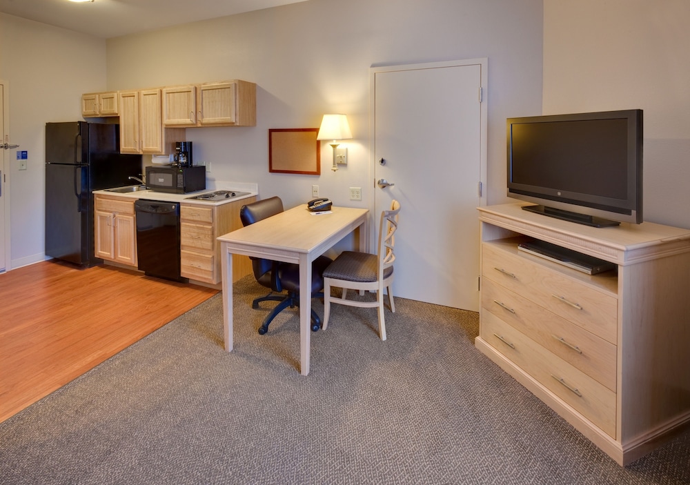 Room, 1 Bedroom - Photo 5