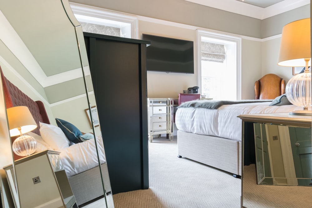 Sanctuary Suite photo 3