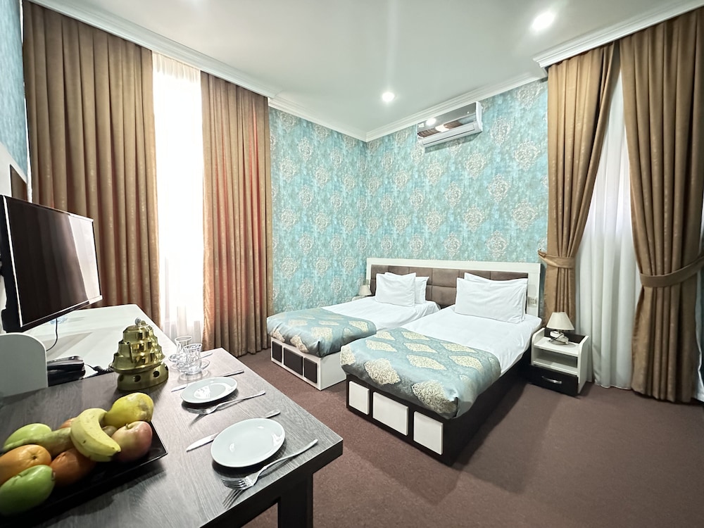 Elite Double or Twin Room - Photo 2