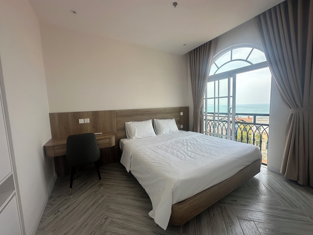 Premier Suite, Sea View