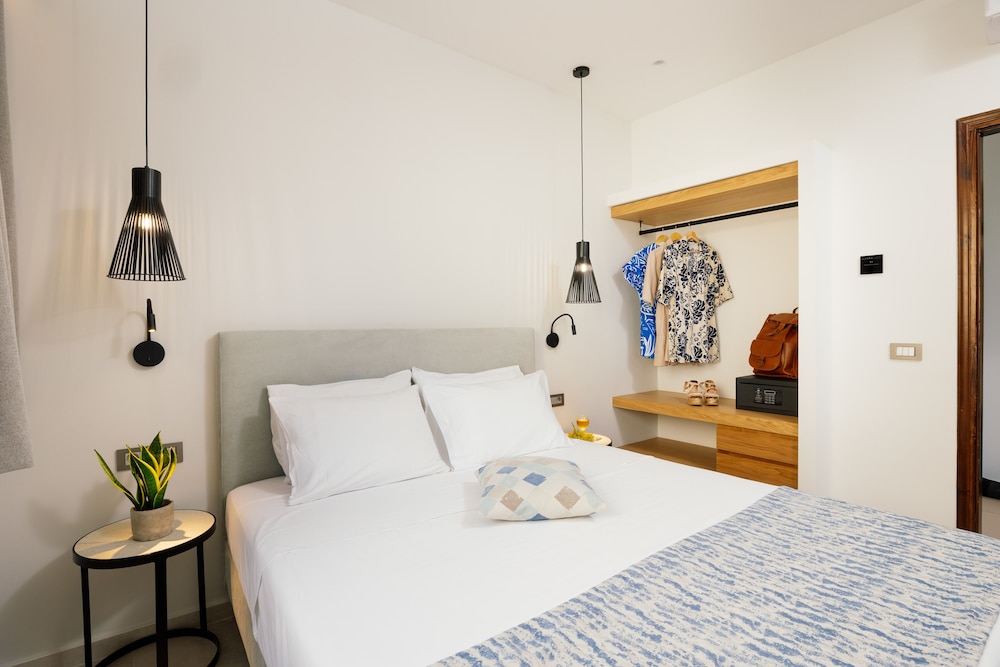 Aero Infinity Suite Sea View photo 1