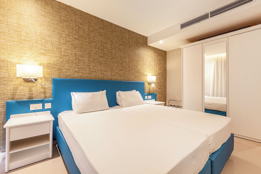 Economy Room - Photo 5