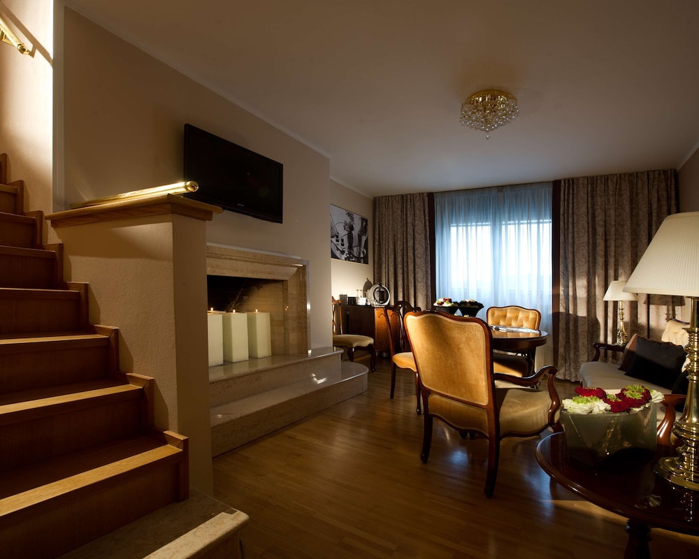 Suite, Multiple Beds photo 1